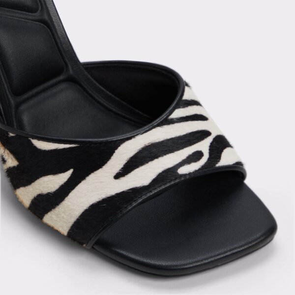 Evadalia White/Black Women's Heeled mules - 画像 (5)